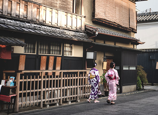 様々なオプションツアー及びレンタカー予約